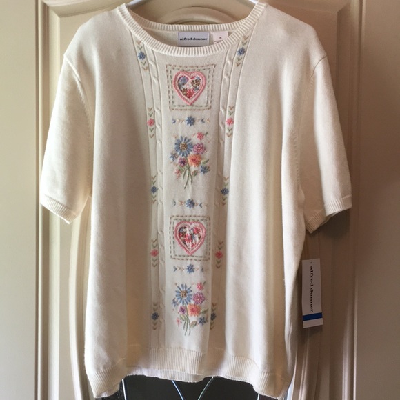 Alfred Dunner Sweaters - Alfred Dunner XL embroidered sweater NWT